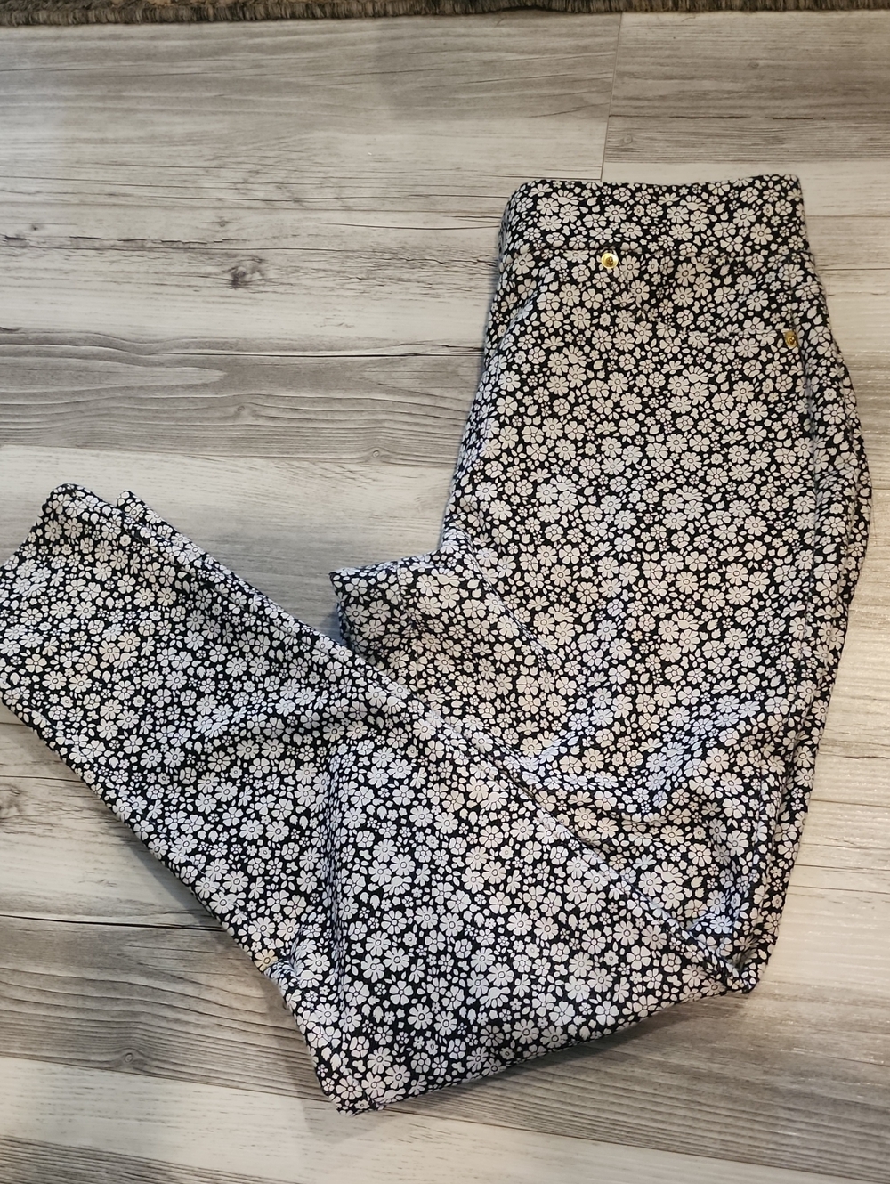 Michael Kors Black and White Floral Skinny Pants